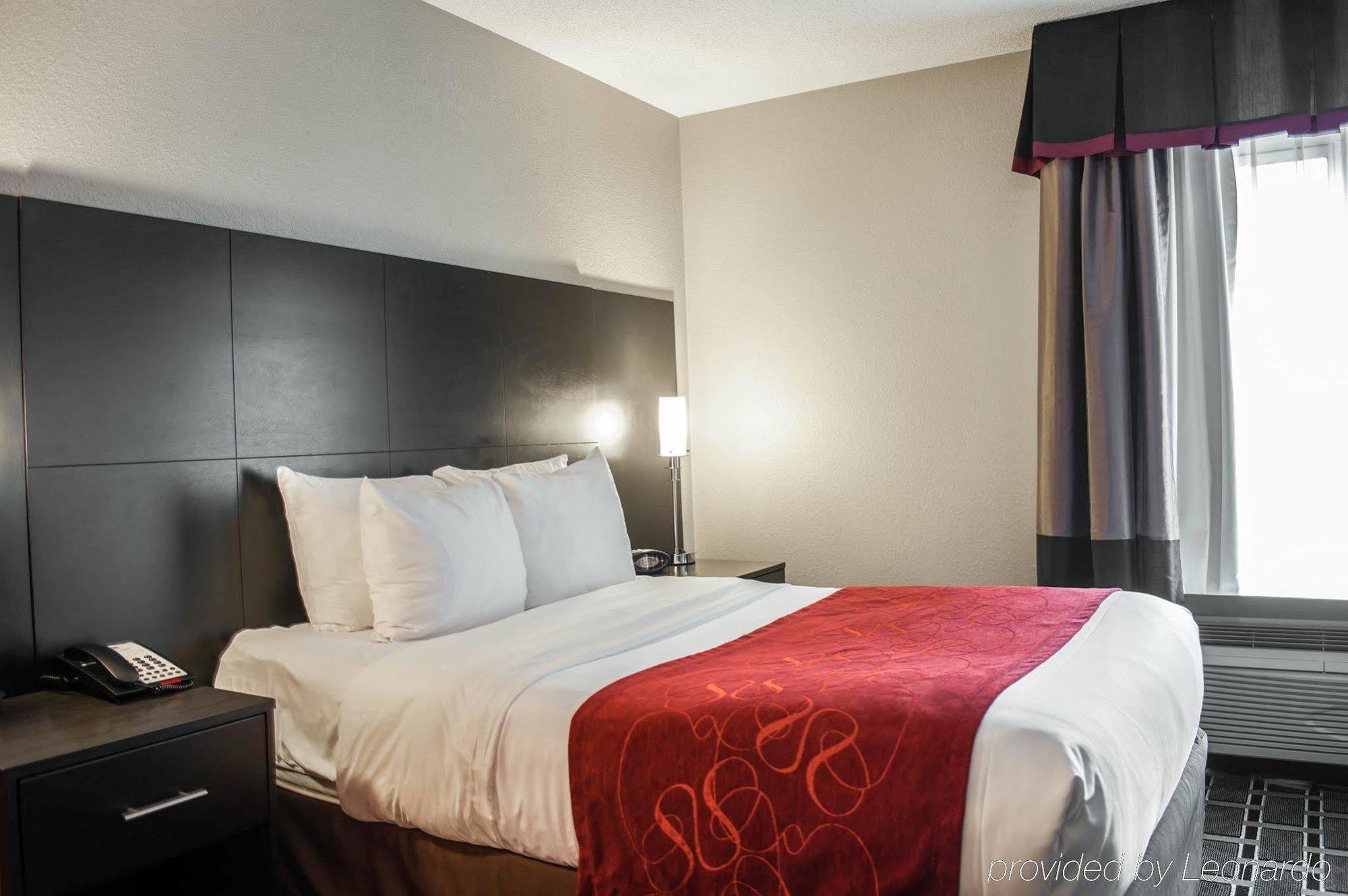 คอมฟอร์ต สวีท แอร์พอร์ต แนชวิลล์ Hotel ภายนอก รูปภาพ